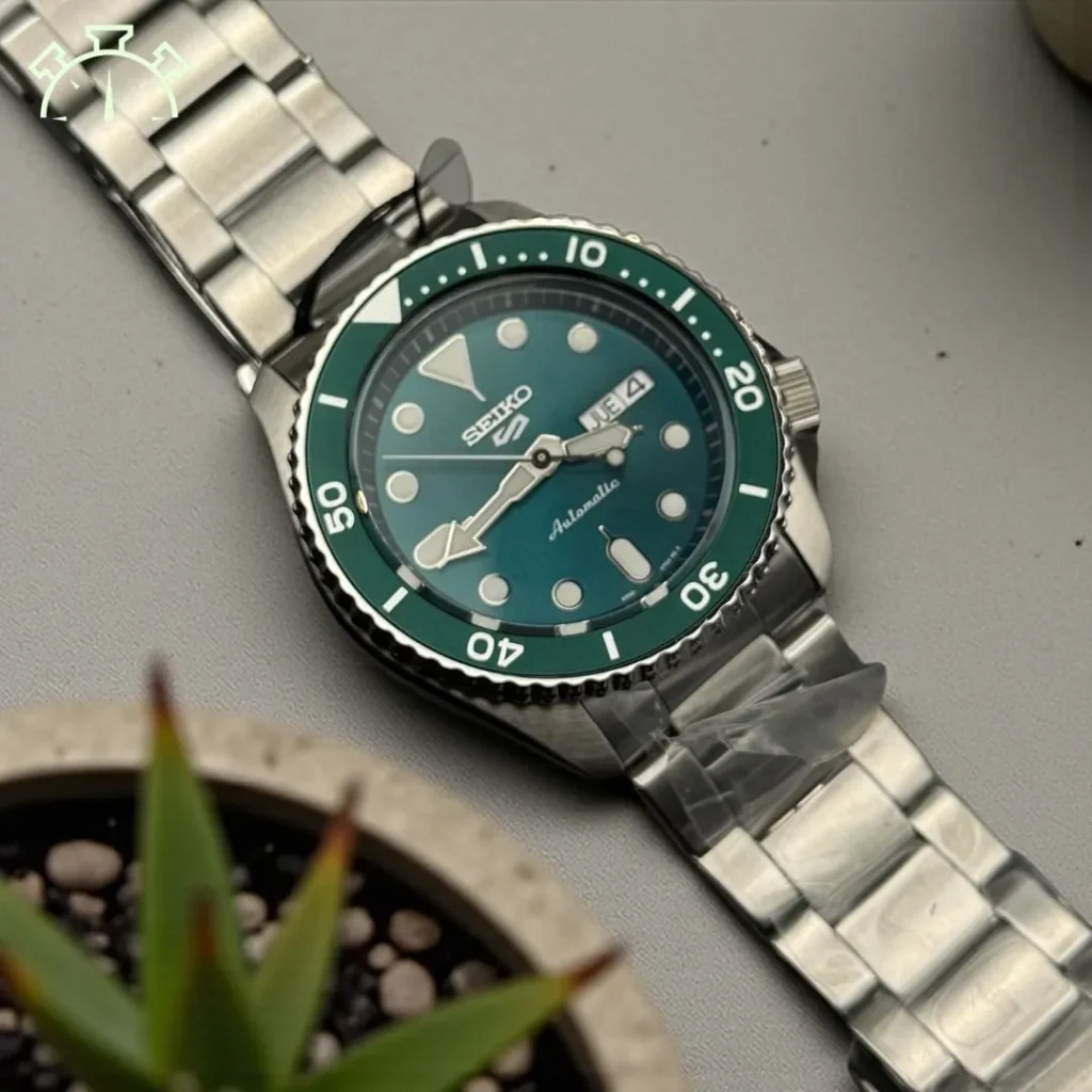 Seiko 5 Sports Green